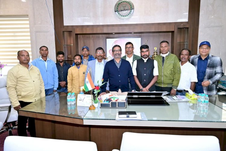 असम के आदिवासीयों को मिला झारखंड सरकार का साथ