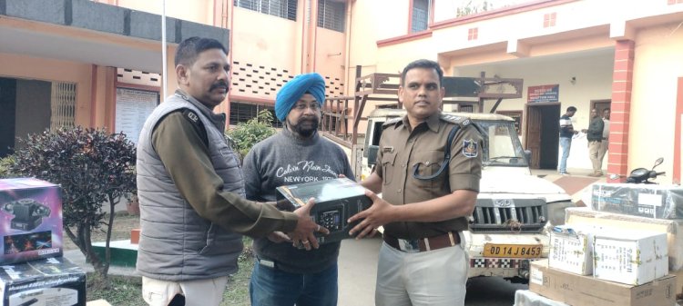 चोरी हुए इलेक्ट्रॉनिक सामान पुलिस ने शिघ्र ही किया बरामद 