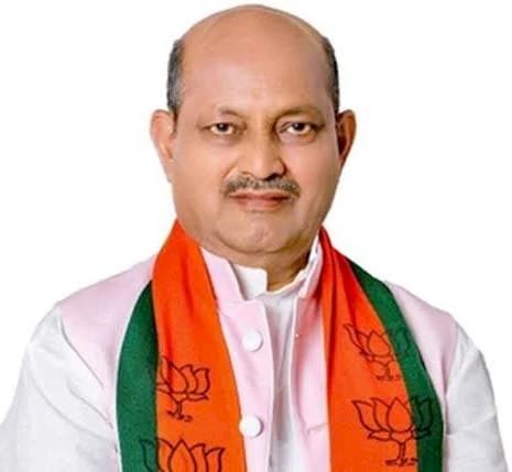 ओडिशा में भाजपा  ने दो प्रार्थी घोषित किये