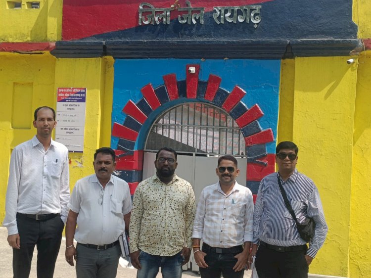 अधिवक्ताओं ने जिला जेल रायगढ़ का किया निरीक्षण